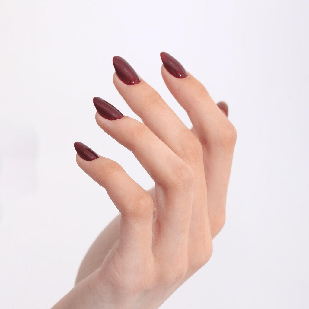 E.MiLac #228 Passion Cherry, 9 ml