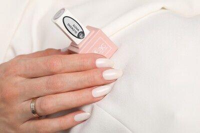 E.MiLac #147 Glowing White, 9 ml