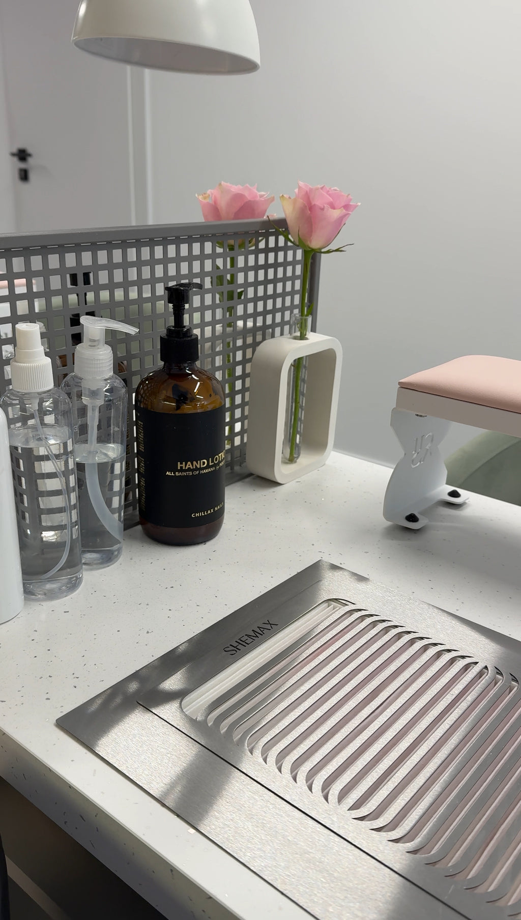 Built-in Nail Dust Collector SHEMAX Style V-PRO White